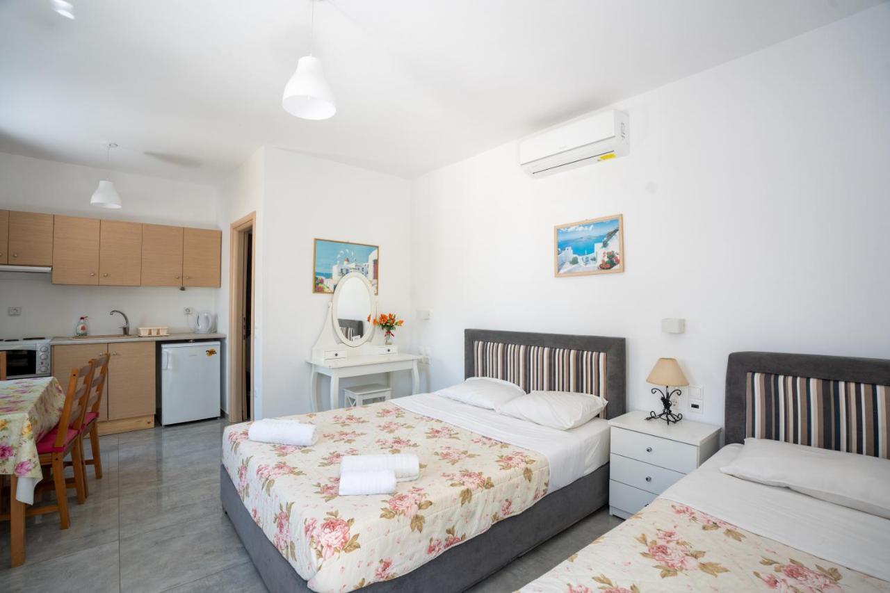 Liana Studios Mykonos Town Exterior photo